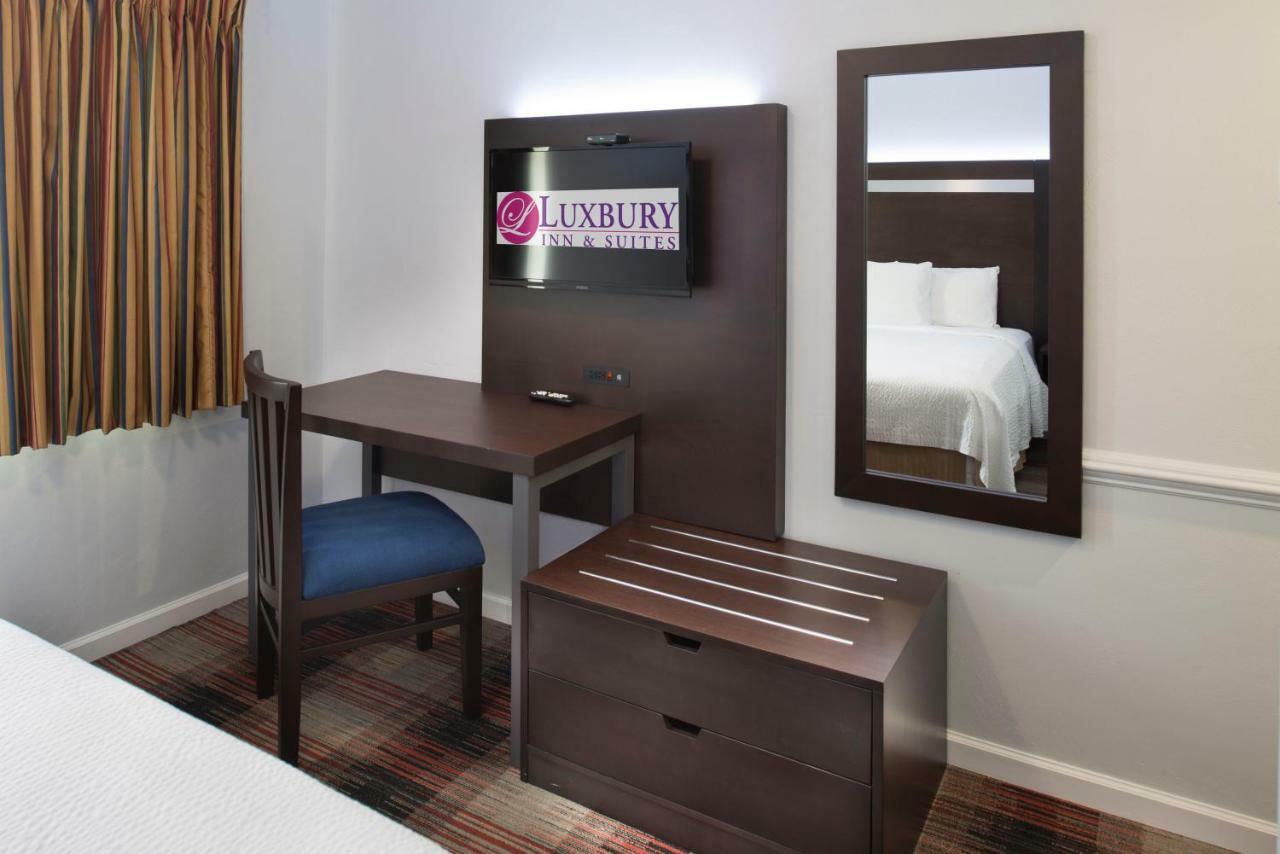 Luxbury Inn & Suites Maryville Εξωτερικό φωτογραφία
